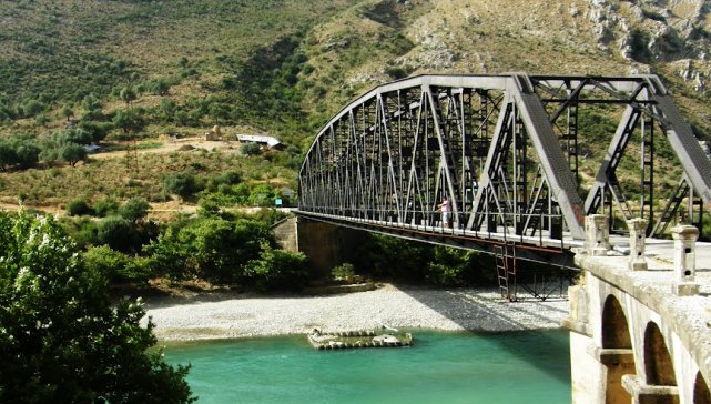 Ura e Dragotit ne Vjose do rikonstruktohet: ARRSH hap tenderin me vlere 15.3 mln leke